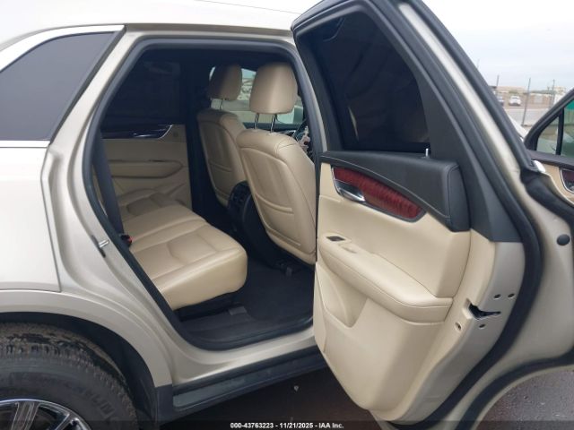 2017 CADILLAC XT5 1GYKNBRS8HZ151423 Photo 7