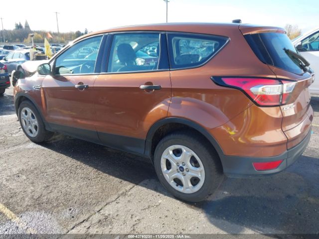 2017 FORD ESCAPE 1FMCU0F74HUE24349 Photo 2