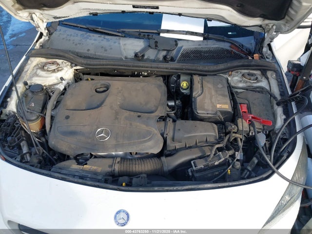 Продаж на аукціоні авто 2015 Mercedes-benz Cla 250, vin: WDDSJ4EB3FN181703, номер лоту: 43763250