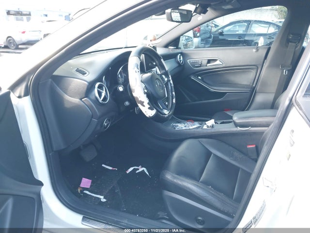 Продаж на аукціоні авто 2015 Mercedes-benz Cla 250, vin: WDDSJ4EB3FN181703, номер лоту: 43763250