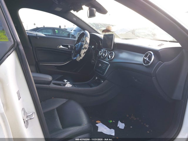 Продаж на аукціоні авто 2015 Mercedes-benz Cla 250, vin: WDDSJ4EB3FN181703, номер лоту: 43763250