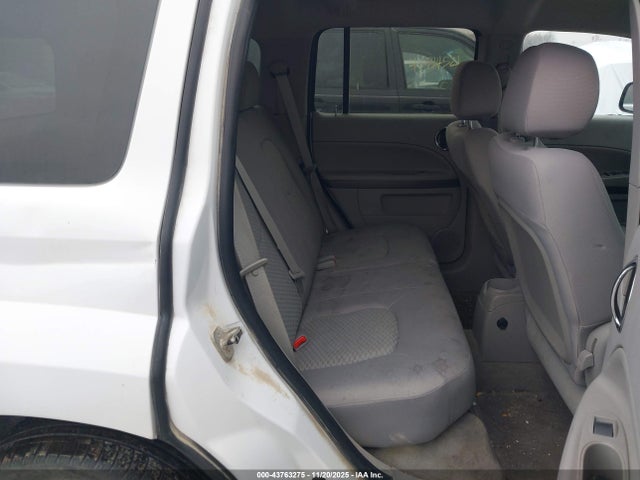43763275 :رقم المزاد ، 3GNBABFW2BS584076 vin ، 2011 Chevrolet Hhr Lt مزاد بيع