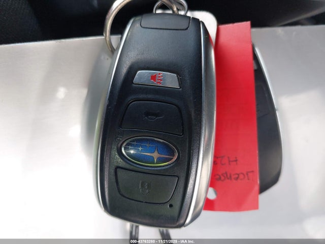 4S4BTAFC9R3239724 Subaru Outback Premium