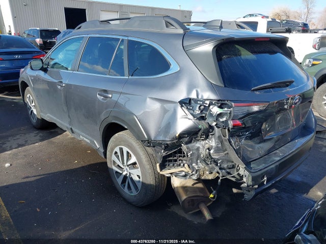 4S4BTAFC9R3239724 Subaru Outback Premium