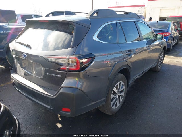 4S4BTAFC9R3239724 Subaru Outback Premium