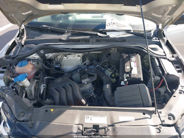 2015 Volkswagen Jetta 2.0l S მანქანა იყიდება აუქციონზე, vin: 3VW2K7AJ5FM208560, აუქციონის ნომერი: 43763364