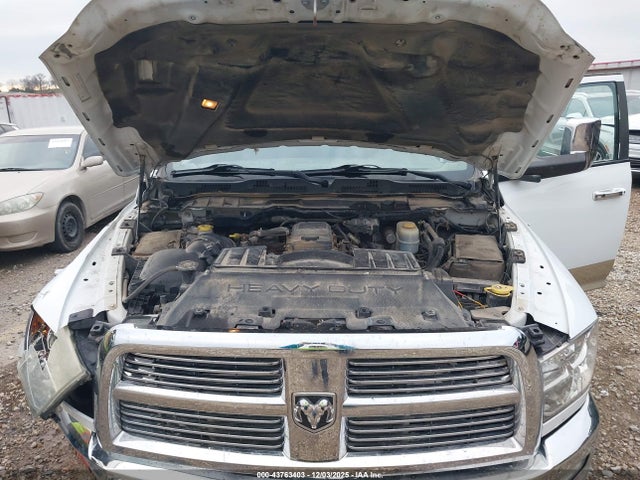 43763403 :رقم المزاد ، 3D73Y4CLXBG506328 vin ، 2011 Ram Ram 3500 Laramie مزاد بيع