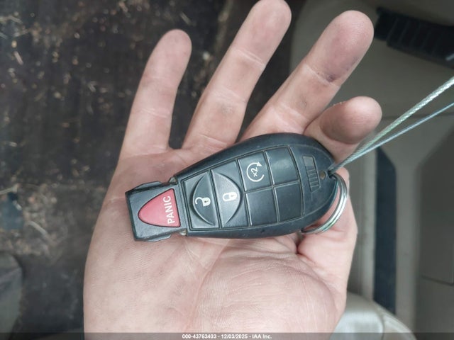 43763403 :رقم المزاد ، 3D73Y4CLXBG506328 vin ، 2011 Ram Ram 3500 Laramie مزاد بيع