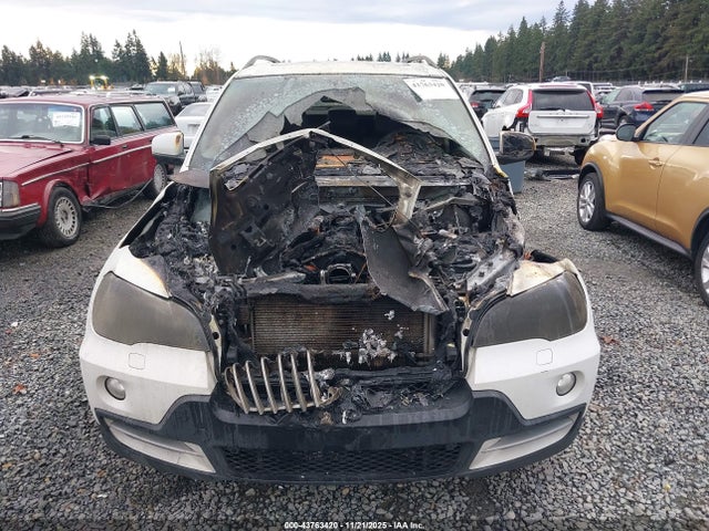 2008 Bmw X5 4.8i მანქანა იყიდება აუქციონზე, vin: 5UXFE83538L165843, აუქციონის ნომერი: 43763420