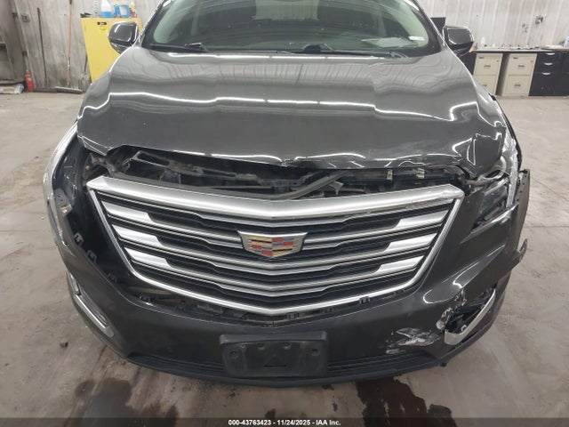 2017 CADILLAC XT5 1GYKNDRSXHZ133968 Photo 5