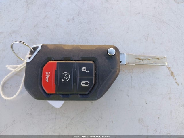 2021 JEEP WRANGLER 4XE 1C4JJXP61MW658692 Photo 10