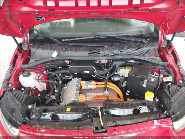 2024 FIAT 500E ZFAFFAA40RX203420 Photo 9