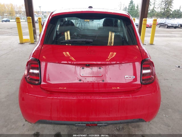 Fiat 500e Inspi(red) Fwd 2024 ZFAFFAA40RX203420 Image 17