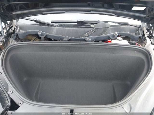 2024 TESLA MODEL X 7SAXCBE59RF455887 Photo 9