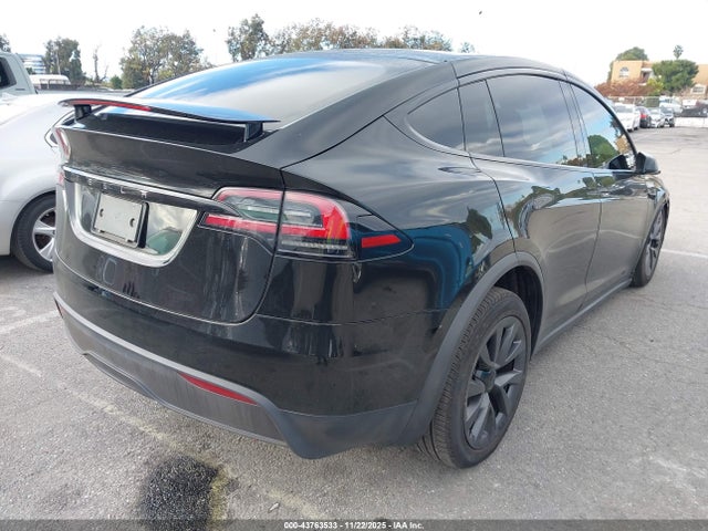 2024 TESLA MODEL X 7SAXCBE59RF455887 Photo 3
