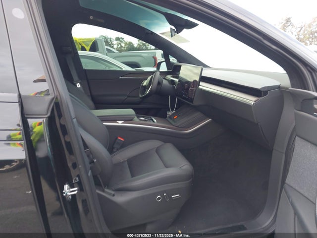 2024 TESLA MODEL X 7SAXCBE59RF455887 Photo 4