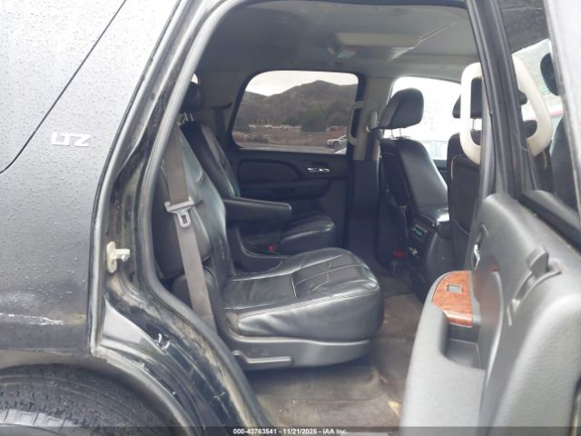 2007 CHEVROLET TAHOE 1GNFK13057R418640 Photo 7