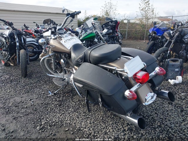 2005 HARLEY-DAVIDSON FLHRCI 1HD1FRW155Y630823 Photo 2