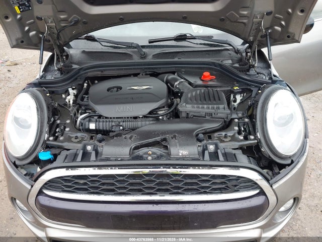 2017 MINI HARDTOP WMWXP7C35H3B94415 Photo 9