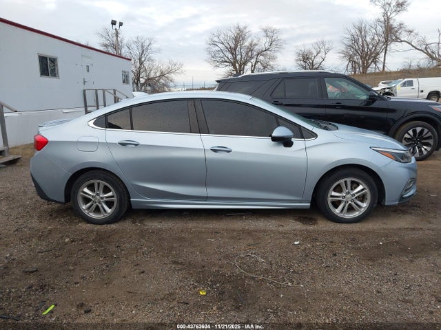 Продаж на аукціоні авто 2017 Chevrolet Cruze Lt Auto, vin: 1G1BE5SM9H7226640, номер лоту: 43763604