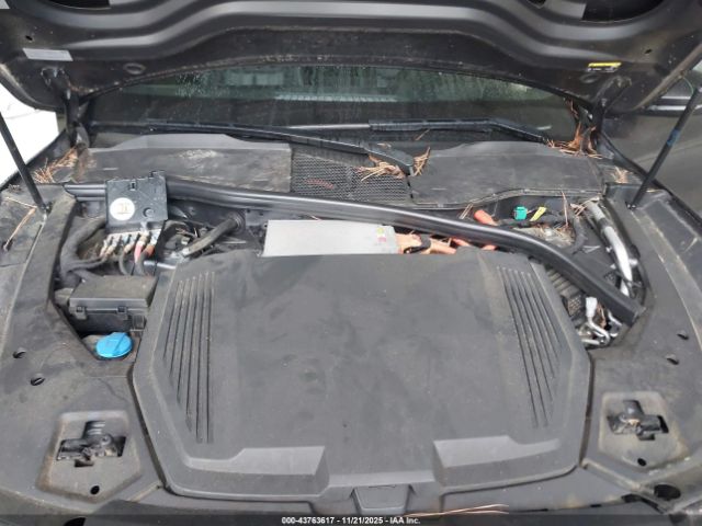 2019 AUDI E-TRON WA1VAAGE8KB006365 Photo 9