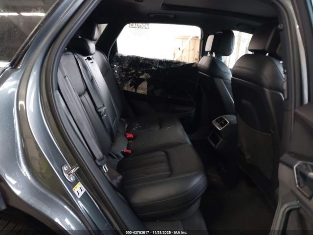 2019 AUDI E-TRON WA1VAAGE8KB006365 Photo 7