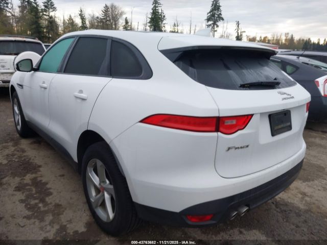 2018 JAGUAR F-PACE SADCJ2FN2JA254284 Photo 2