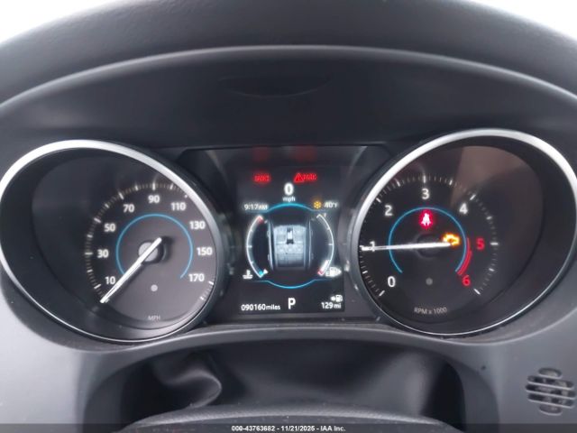 2018 JAGUAR F-PACE SADCJ2FN2JA254284 Photo 6