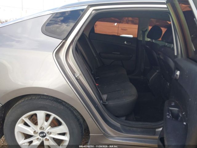 2018 KIA OPTIMA 5XXGT4L36JG185948 Photo 7
