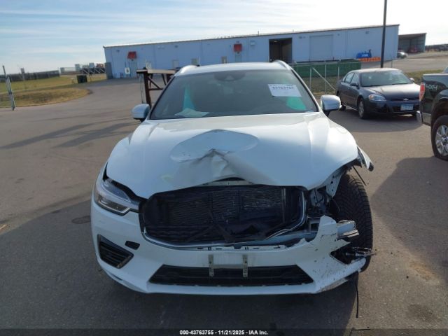 2019 VOLVO XC60 HYBRID LYVBR0DM9KB187935 Photo 5