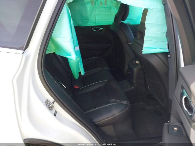 2019 VOLVO XC60 HYBRID LYVBR0DM9KB187935 Photo 7
