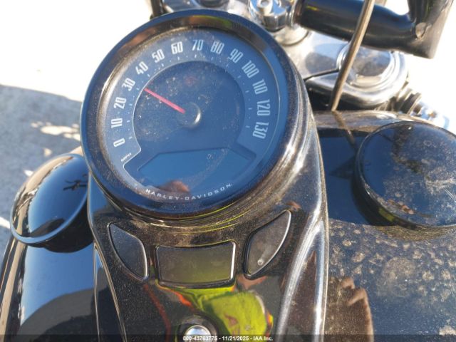 2018 HARLEY-DAVIDSON FLHCS 1HD1YBK35JC076649 Photo 6