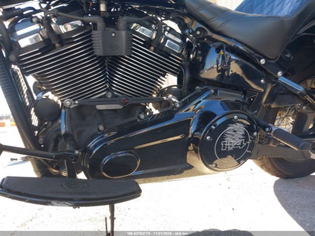 2018 HARLEY-DAVIDSON FLHCS 1HD1YBK35JC076649 Photo 8