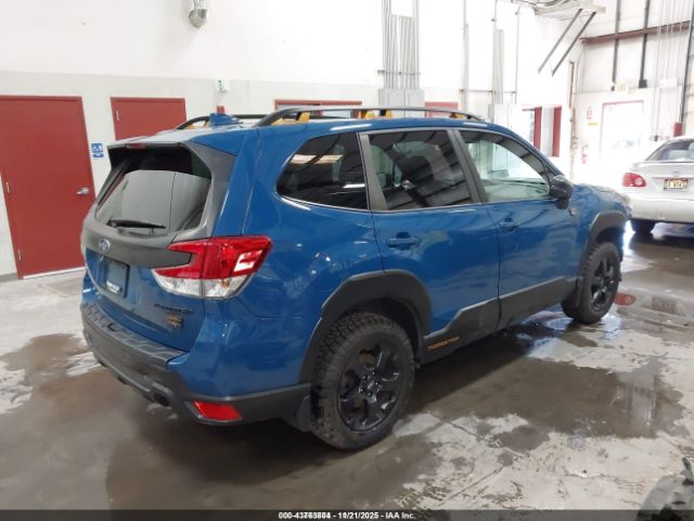 2022 SUBARU FORESTER JF2SKAMC9NH422856 Photo 3