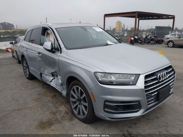 2019 AUDI Q7 WA1LAAF75KD005155