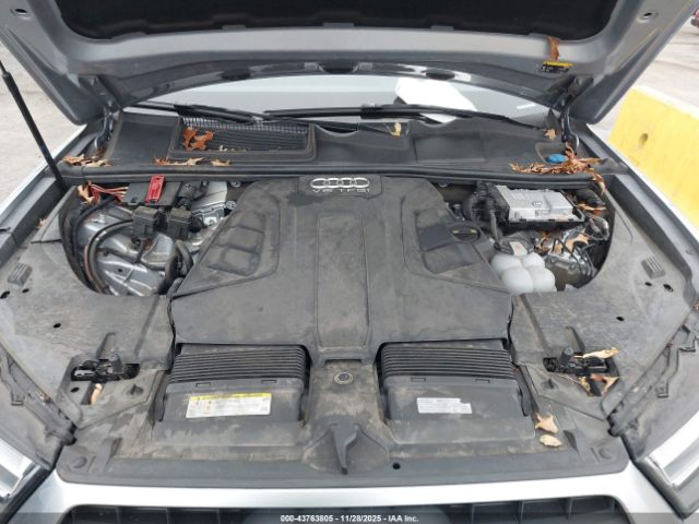 2019 AUDI Q7 WA1LAAF75KD005155 Photo 9