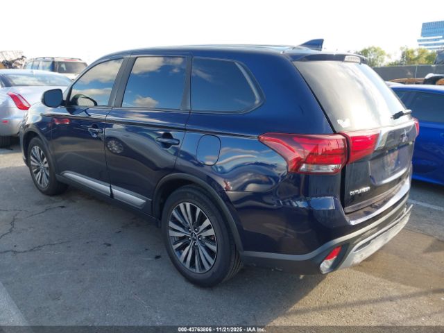 2020 MITSUBISHI OUTLANDER JA4AD3A34LZ003657 Photo 2