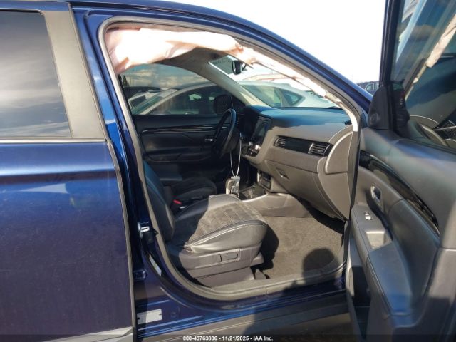 2020 MITSUBISHI OUTLANDER JA4AD3A34LZ003657 Photo 4