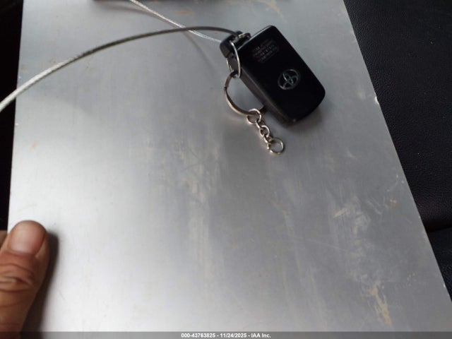 Toyota Rav4 Limited 2015 2T3DFREV0FW248021 Image 11