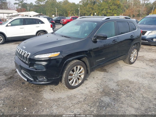 43763828 :رقم المزاد ، 1C4PJMJS6HW634795 vin ، 2017 Jeep Cherokee Overland 4x4 مزاد بيع