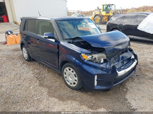 Scion XB 2014 JTLZE4FE1EJ065996 Image 17