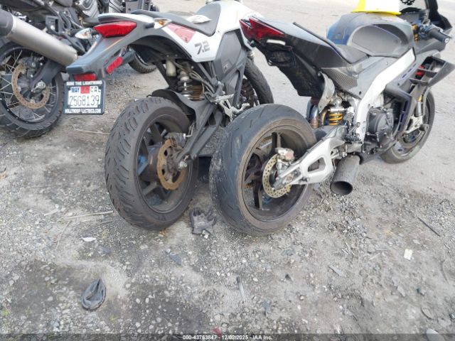 2023 APRILIA RSV4 ZD4KYUA00PS000655 Photo 3