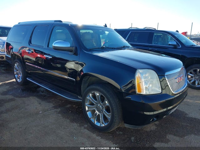 2014 GMC YUKON XL 1500 1GKS1MEF7ER110058
