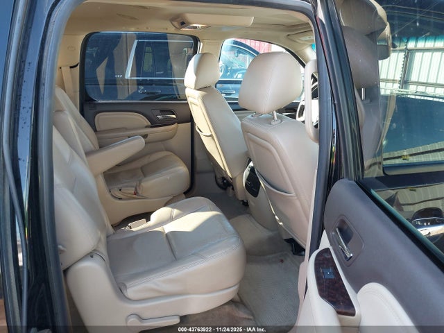 2014 GMC YUKON XL 1500 1GKS1MEF7ER110058 Photo 7