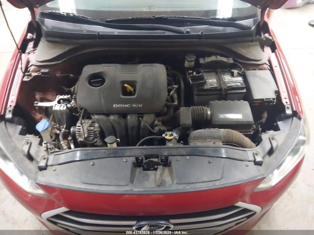 5NPD84LF7HH038213 Hyundai ELANTRA SE