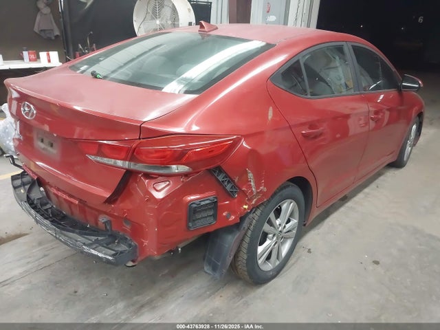5NPD84LF7HH038213 Hyundai ELANTRA SE