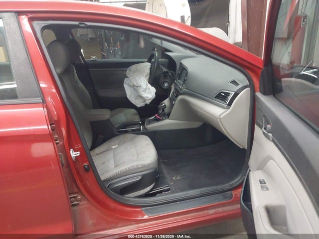 5NPD84LF7HH038213 Hyundai ELANTRA SE