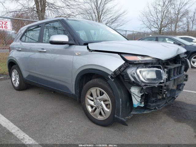 2022 HYUNDAI VENUE KMHRB8A36NU151638