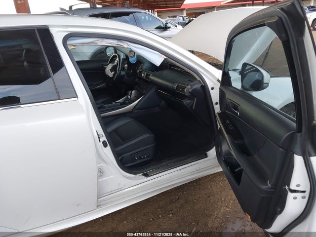 Продажа на аукционе авто 2015 Lexus Is 250, vin: JTHBF1D25F5069432, номер лота: 43763934
