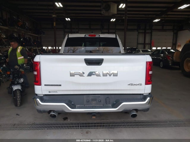 43763940 :رقم المزاد ، 1C6SRFFP5SN559692 vin ، 2025 Ram 1500 Big Horn  4x4 5'7 Box مزاد بيع